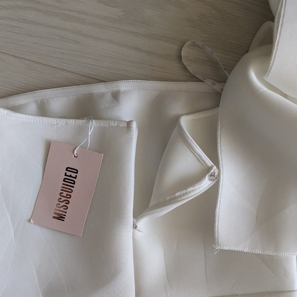 MISSGUIDED - Scuba Ruffle Bow Bardot Mini Dress - Picture 11 of 12